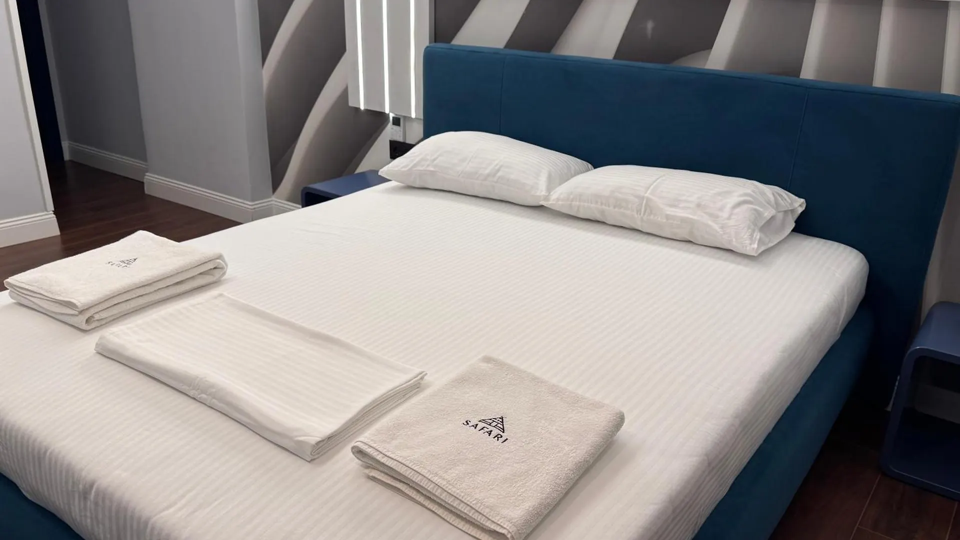 Hotell Safari Apartments Sarandë