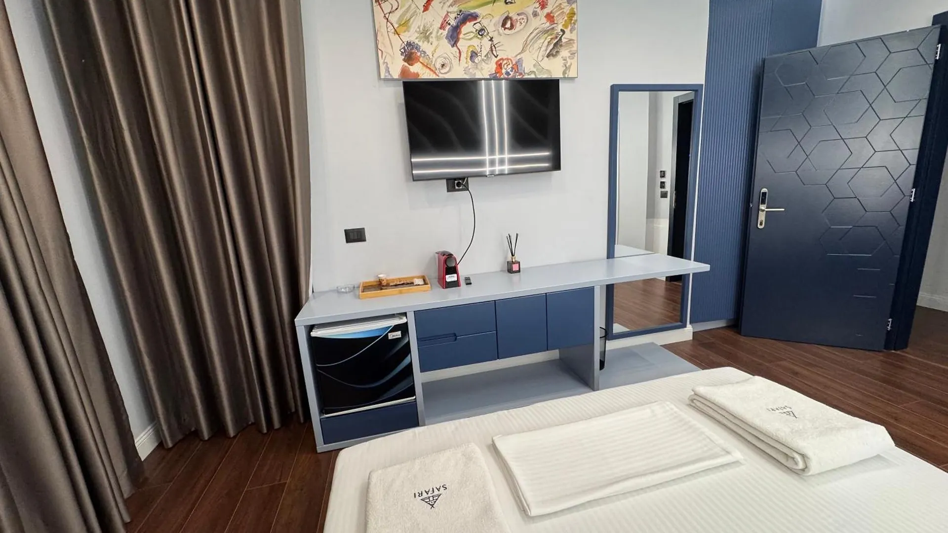 Safari Apartments Sarandë